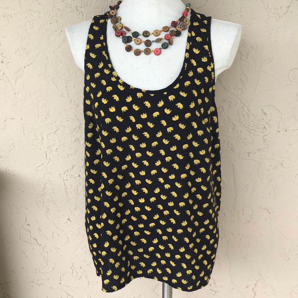 Pleione top elephant print sleeveless tank shell blouse women’s large yellow